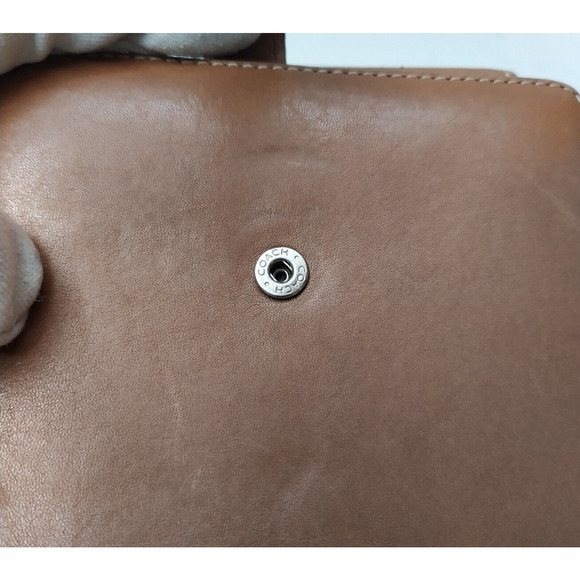 Coach Brown Leather Buckle Credit Card ID Window Bifold Square Wallet - Vintage - Picture 8 of 14